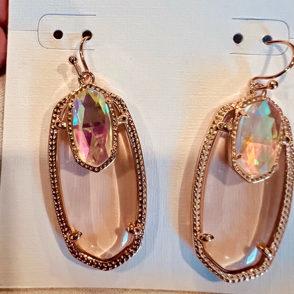NWT Kendra Scott RARE & Retired Emmy Earrings Clear Peach & Dichroic in ROSE GLD - Picture 13 of 17
